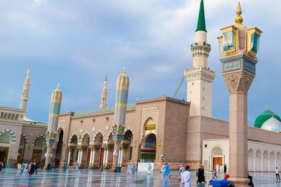 Deluxe Umrah Package 